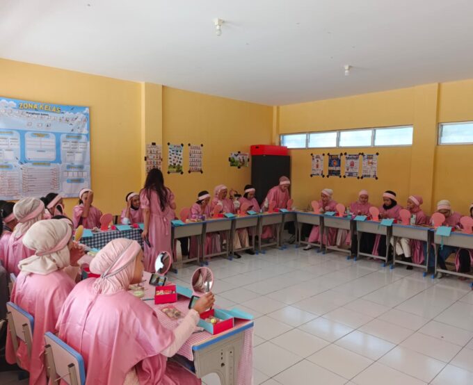 PKBM Kuntum Melati Selenggarakan Beauty Class Bersama Emina